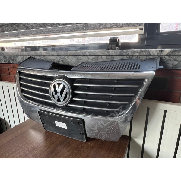 Volkswagen Passat B6 3AA853651 Çıkma Ön Panjur 2006-2010